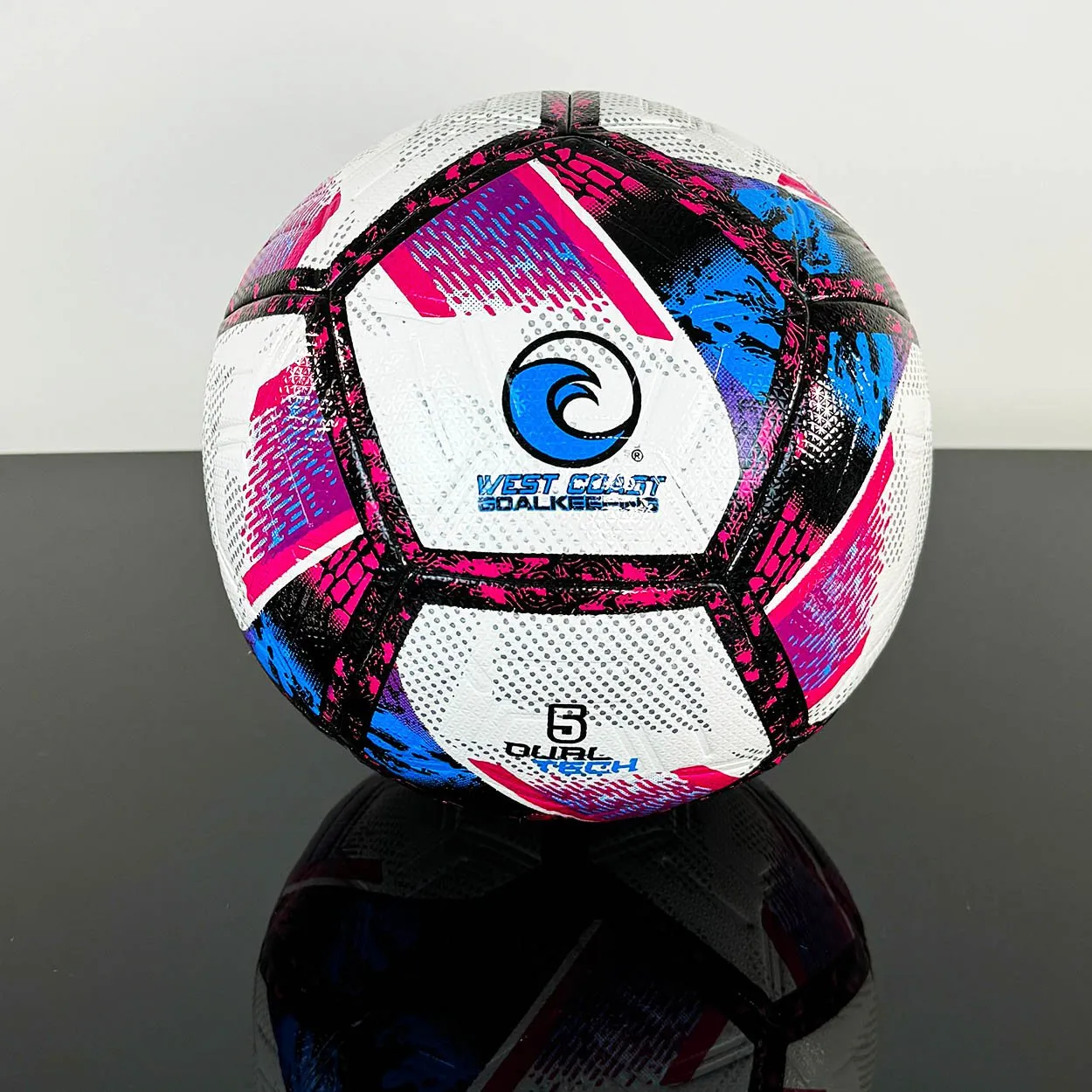 12 Match Balls With Bag