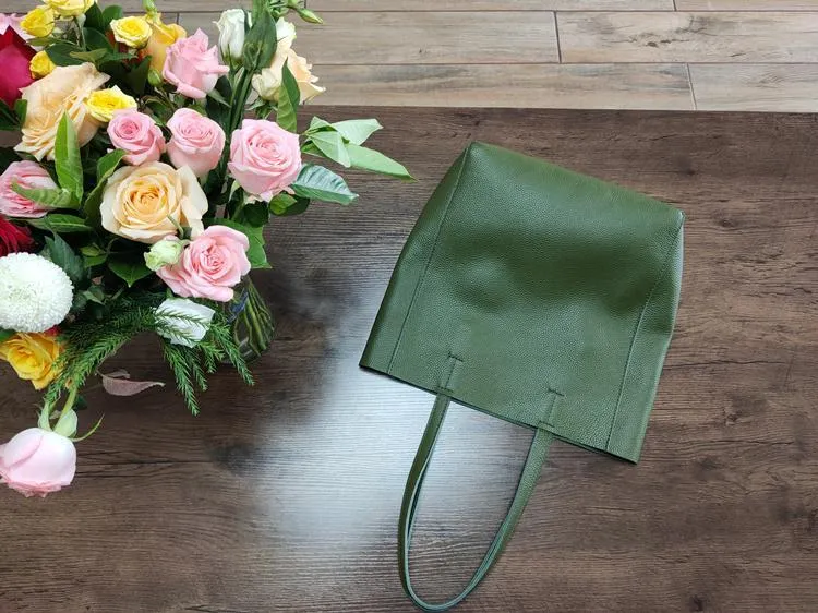 Fashion Womens Yellow Leather Vertical Tote Bags Yellow Shoulder Tote Bags Yellow Handbags Tote For Women
