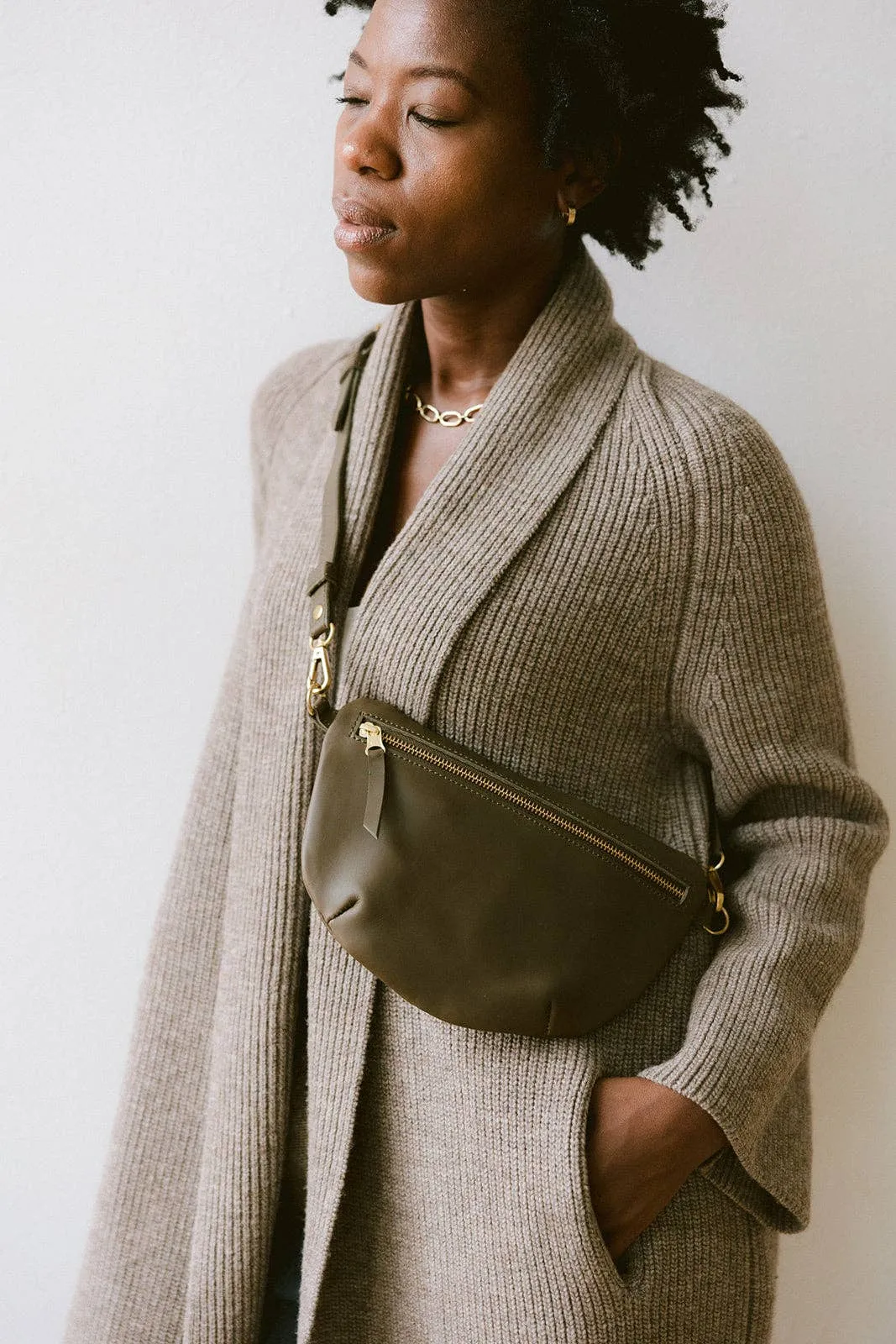 Sling Bag in Olive
