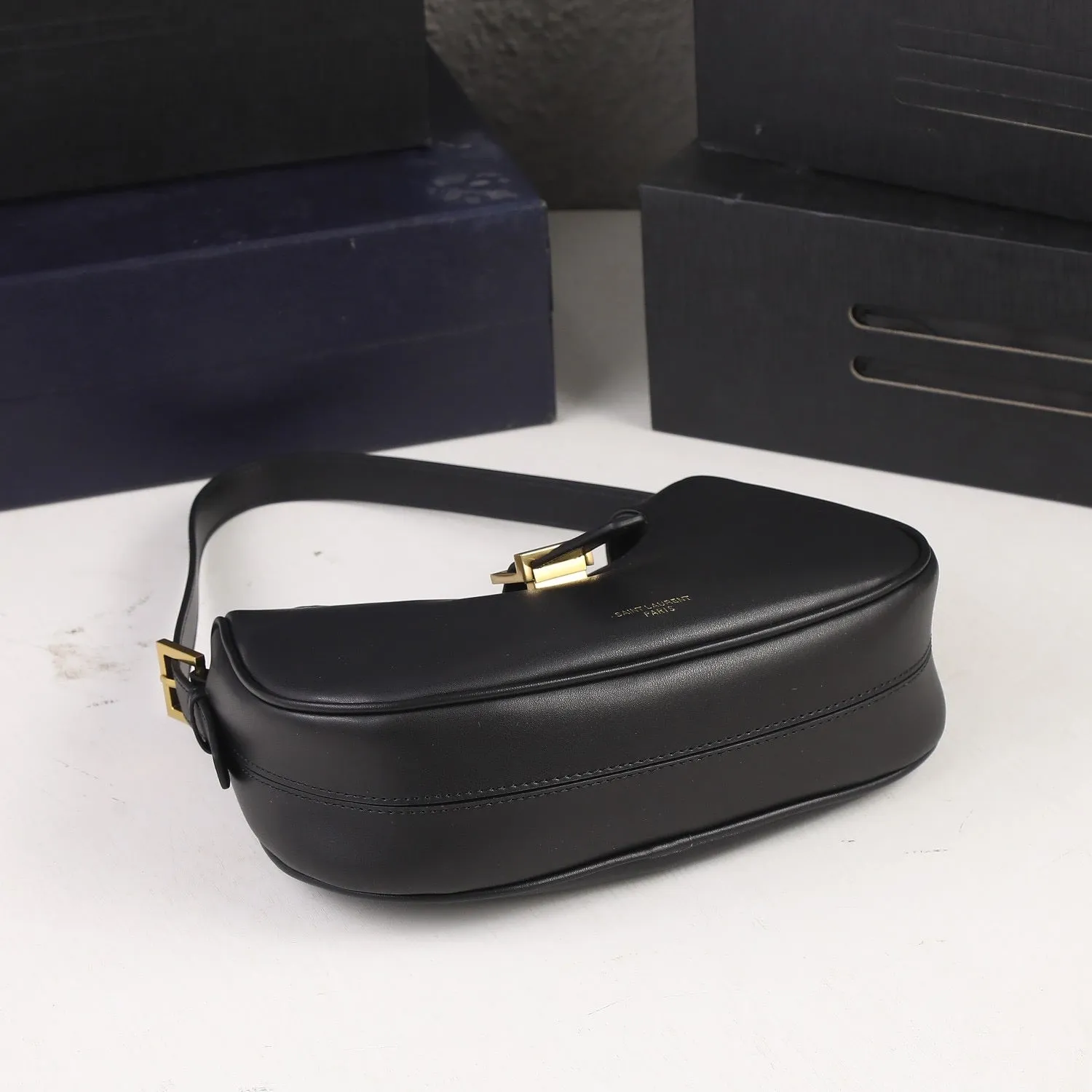 YSK226 Hobo Handbag / 9.4x7.1x2.7inch